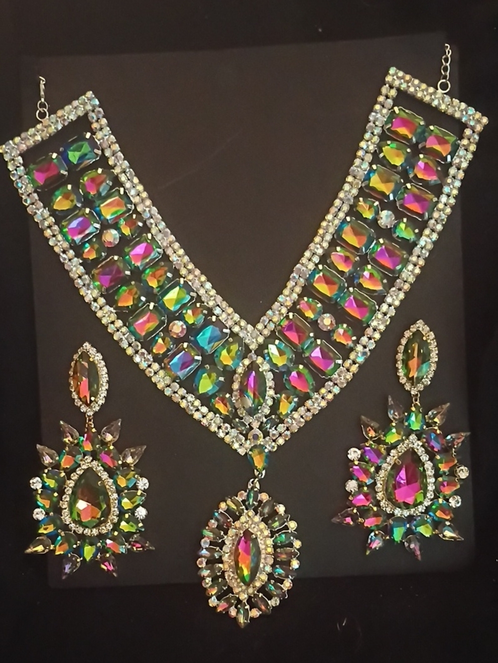 Aurora Crystal Statement Necklace & Earrings Set - Multicolor